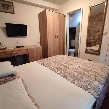 Guesthouse Mirula Split Extérieur photo